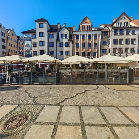 Hall Bliss - Premium Z Balkonem I Widokiem Na Ratusz *