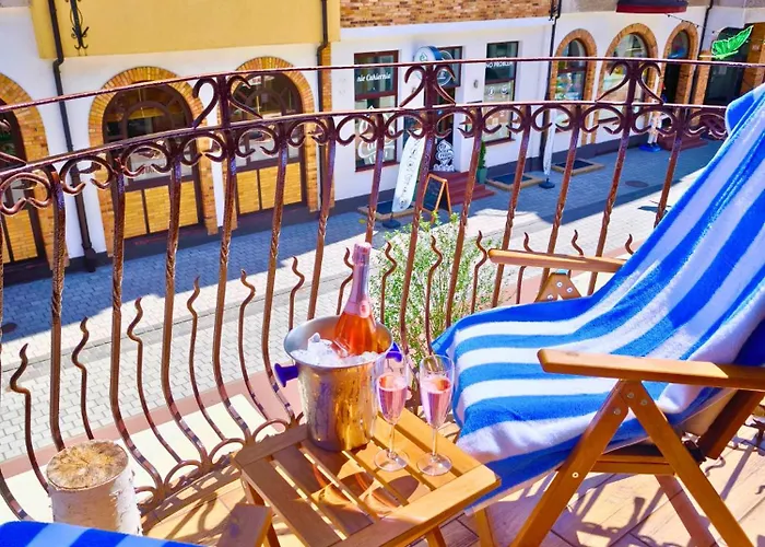 Hall Bliss - Premium Z Balkonem I Widokiem Na Ratusz Apartament Kołobrzeg
