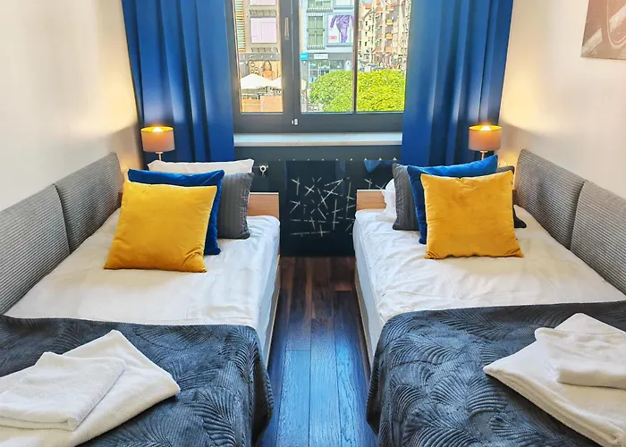 Hall Bliss - Premium Z Balkonem I Widokiem Na Ratusz Appartement Kołobrzeg