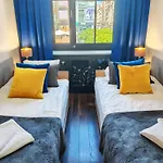Hall Bliss - Premium Z Balkonem I Widokiem Na Ratusz Apartament Kołobrzeg