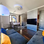 Hall Bliss - Premium Z Balkonem I Widokiem Na Ratusz Kolobrzeg