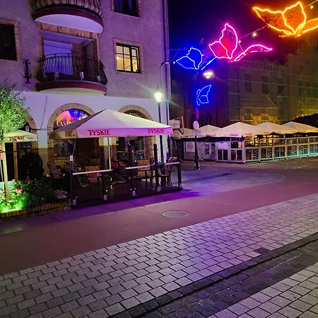 Hall Bliss - Premium Z Balkonem I Widokiem Na Ratusz Apartment