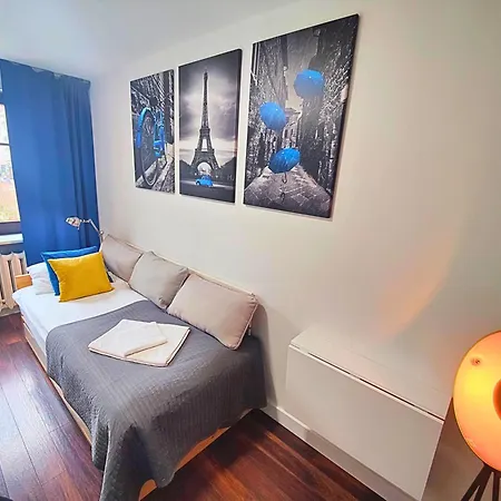 Hall Bliss - Premium Z Balkonem I Widokiem Na Ratusz Apartment *
